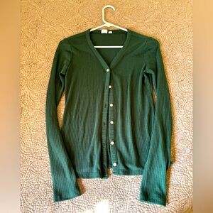 Gap Ribbed V-Neck Cardigan - EUC!